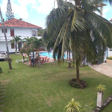 Vijai Resort Negombo Eksteriør billede