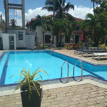 Vijai Resort Negombo Eksteriør billede