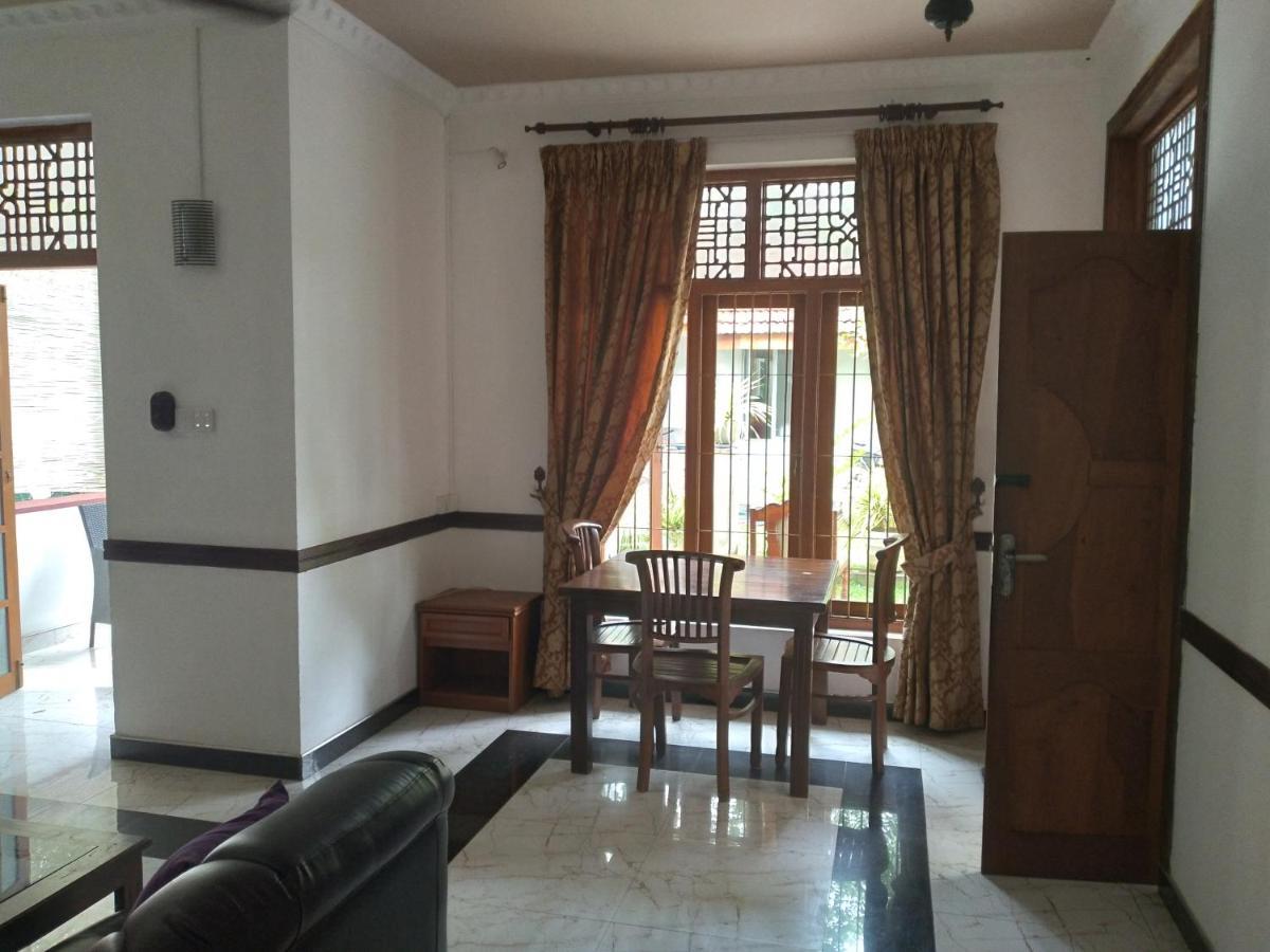 Vijai Resort Negombo Eksteriør billede