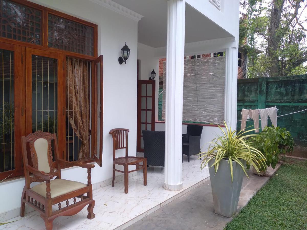 Vijai Resort Negombo Eksteriør billede